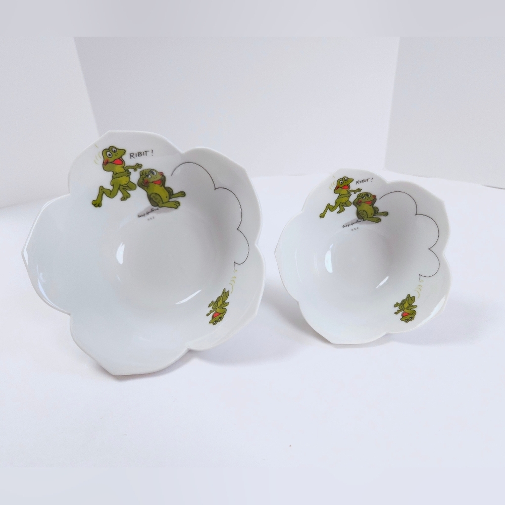 Suzy's Zoo Enesco Set Of 2 Vintage 70s Ceramic White Green Frog Lotus Bowls